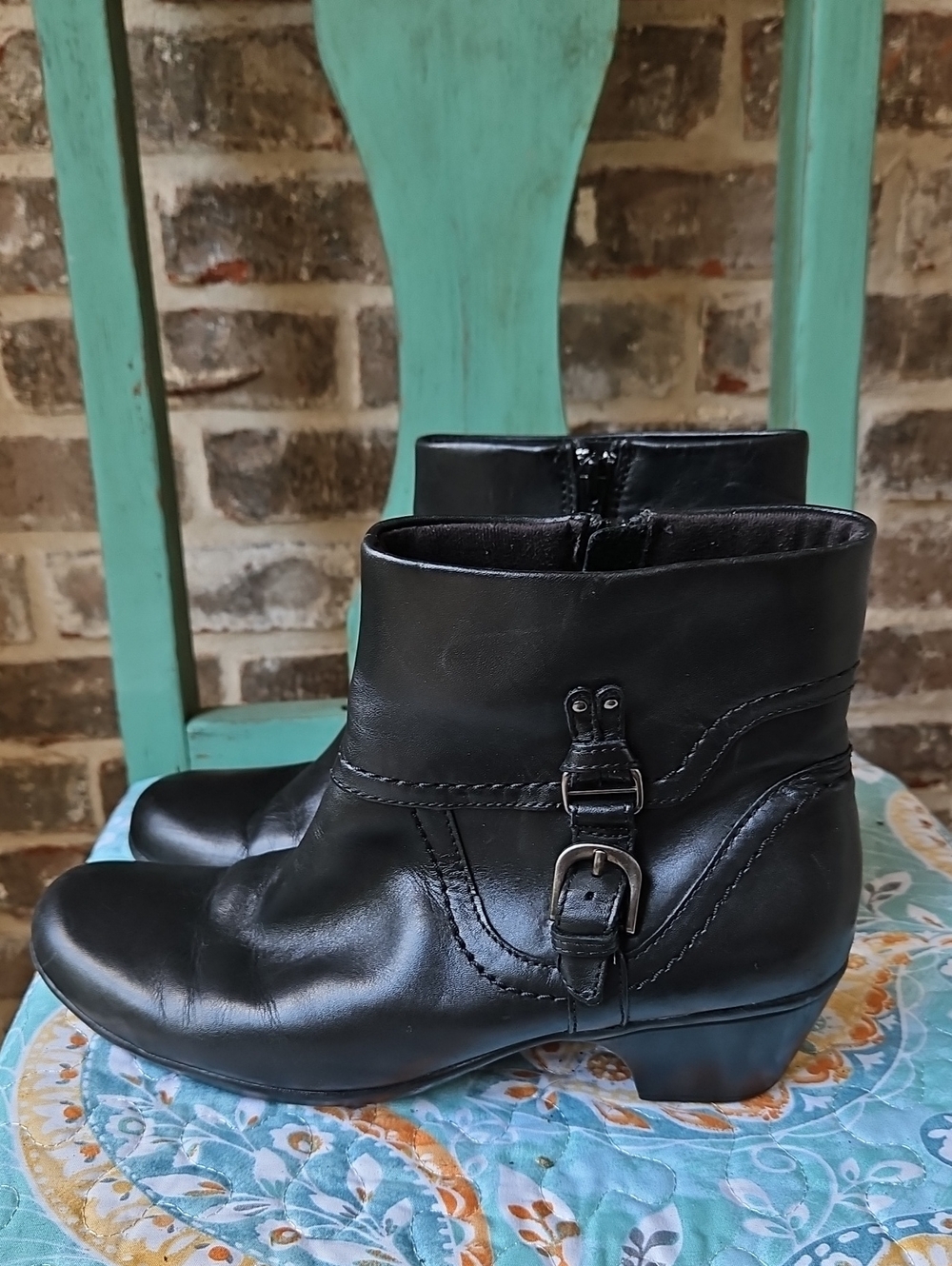 Clarks Bendables Black Leather Ankle Boots with Buckle Detail - Women Size 10